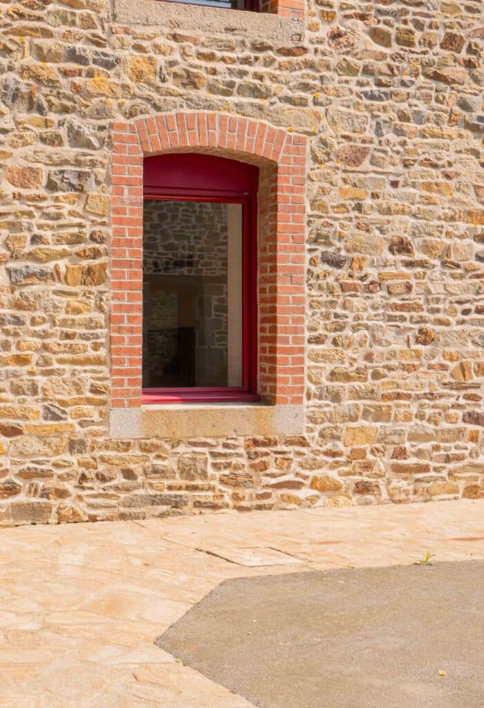 Fenêtre fixe mixte Auralu®, rouge RAL 3004