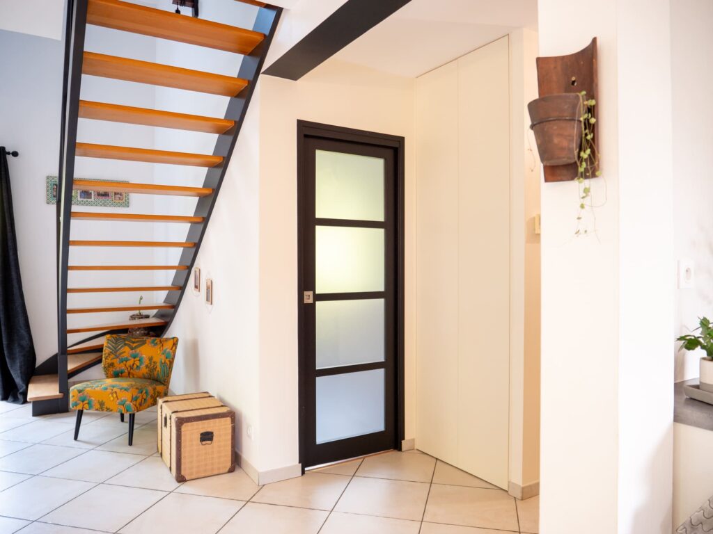 Porte intérieure en bois à galandage, modèle Marigny 