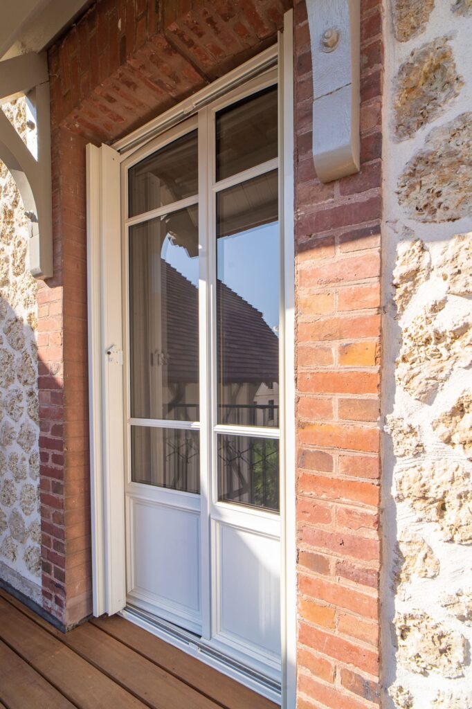 Racine® : porte-fenêtre à la française – blanc RAL 9016