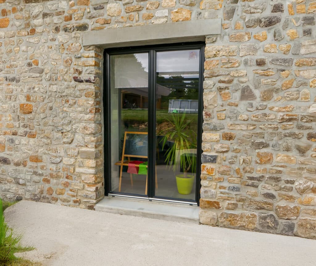 Porte-fenêtre aluminium - empreinte - Pasquet