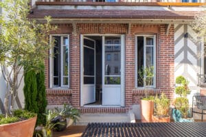 Porte - fenêtre - bois - Racine® - traditionnelle - vue ext- PF Pasquet