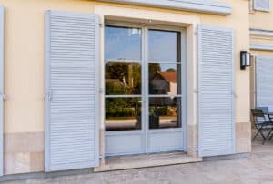 Mise en avant - Porte - fenêtre - bois - Racine® - traditionnelle - vue ext- Pasquet menuiseries