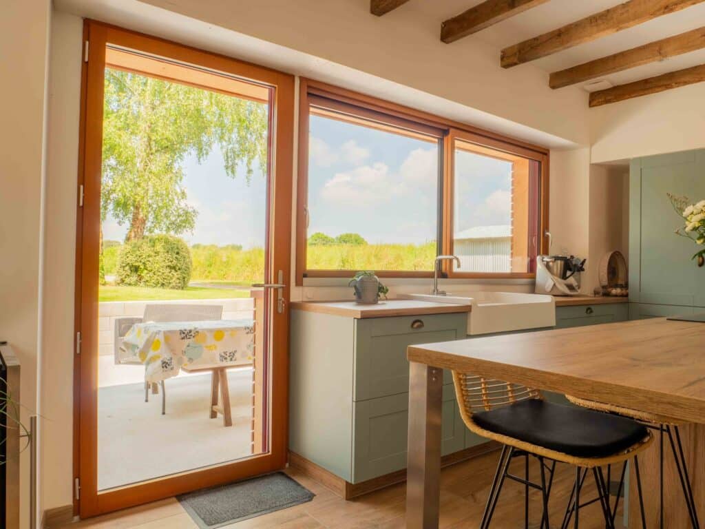 Fenêtre coulissante mixte auralu® - vue intérieure - Pasquet menuiseries