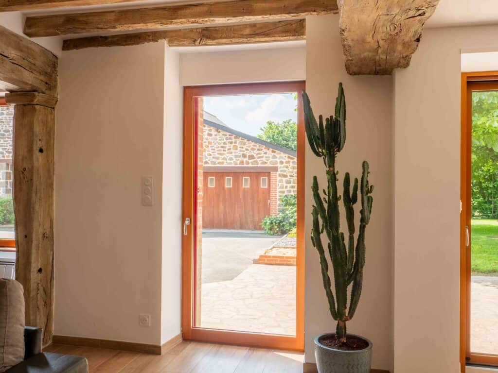 Porte-fenêtre mixte - Auralu® - vue inter- Pasquet menuiseries